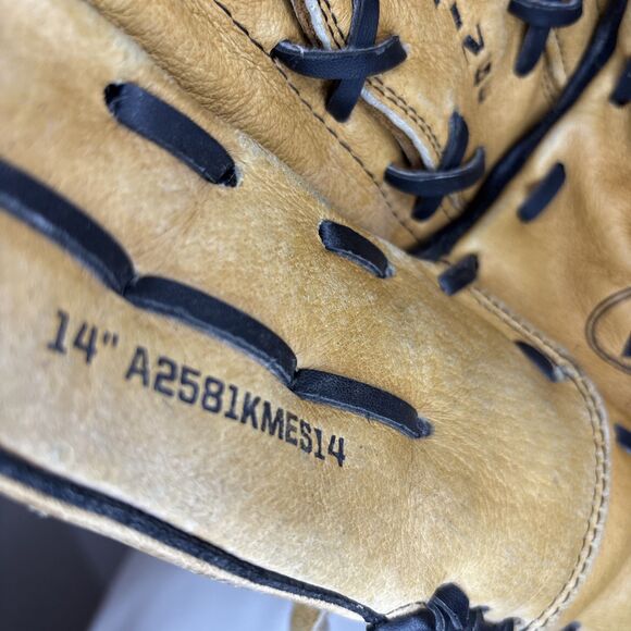 WILSON A360 Softball Glove Large RHT 14"  AGenuine Leather Split Hinge - Picture 8 of 9